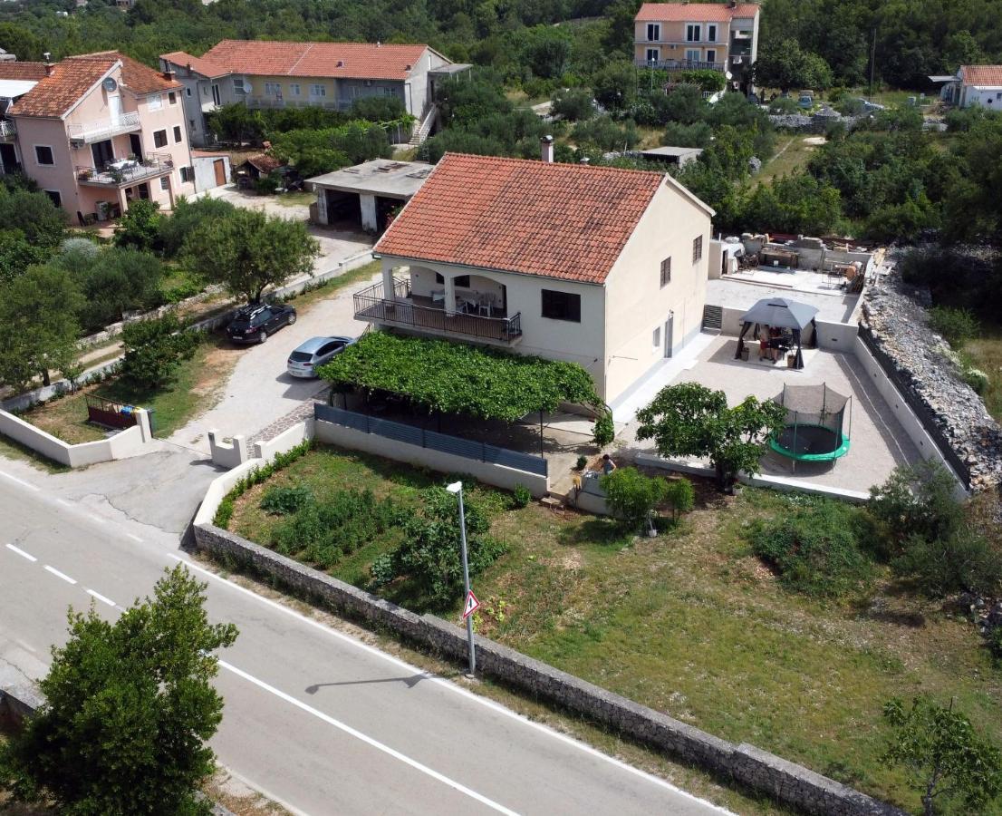 Apartment Twins Šibenik Exterior foto